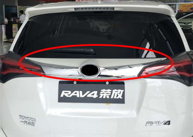 Cina Tail Gate Exterior Molding Aksesoris Mobil Baru TOYOTA RAV4 2016 Pintu Belakang Garnish pemasok