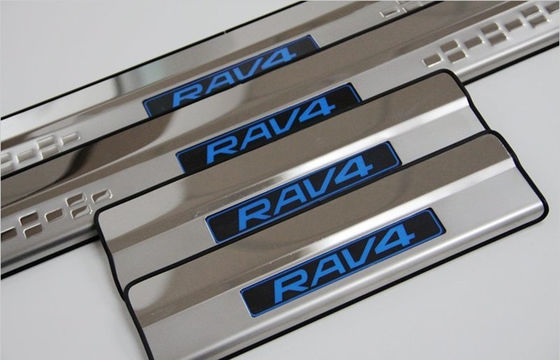 Harga yang bagus TOYOTA suku cadang mobil Siling pintu / Plat scuff / Pedal Selamat Datang untuk RAV4 2013 2014 on line