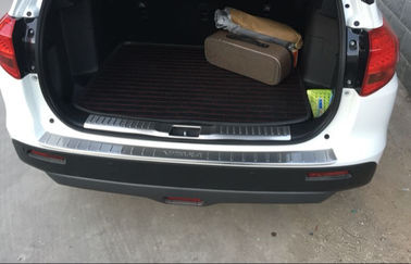 Harga yang bagus Baja tahan karat Inner dan Outer Back Door Scuff Plate Untuk Suzuki Vitara 2015 on line