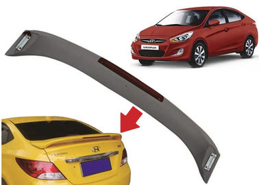 Harga yang bagus Auto Sculpt Baju Belakang Spoiler untuk Hyundai Accent 2010 2015 Verna, OE Style dengan cahaya on line